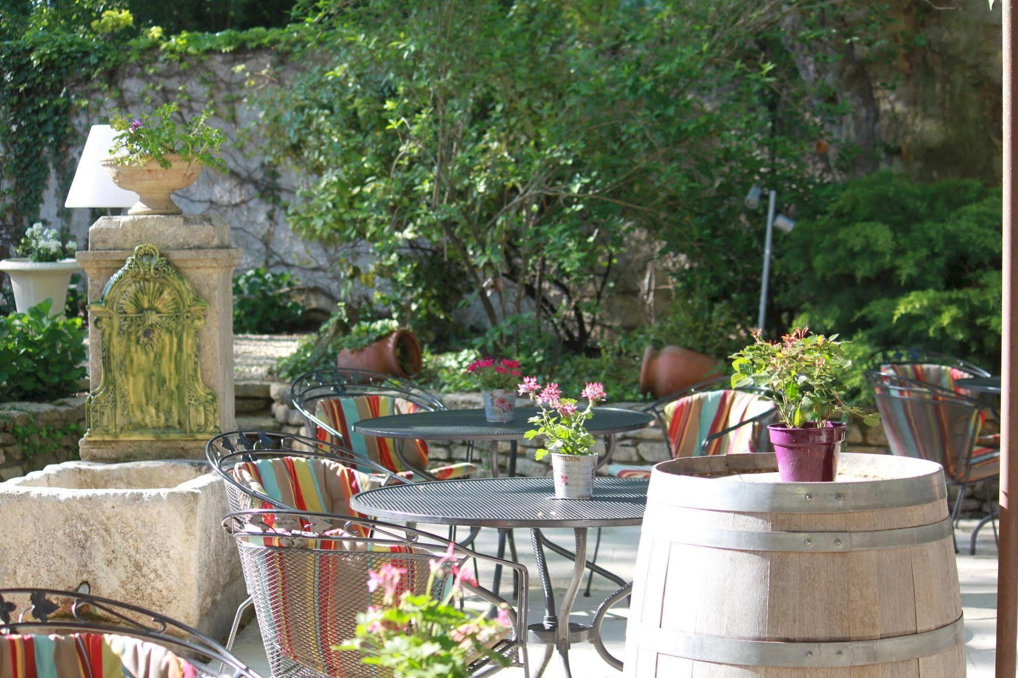 Hotel Mas De Cure Bourse L'Isle-sur-la-Sorgue Bagian luar foto